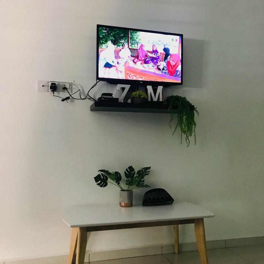 Z&M Homestay Jertih ภายนอก รูปภาพ